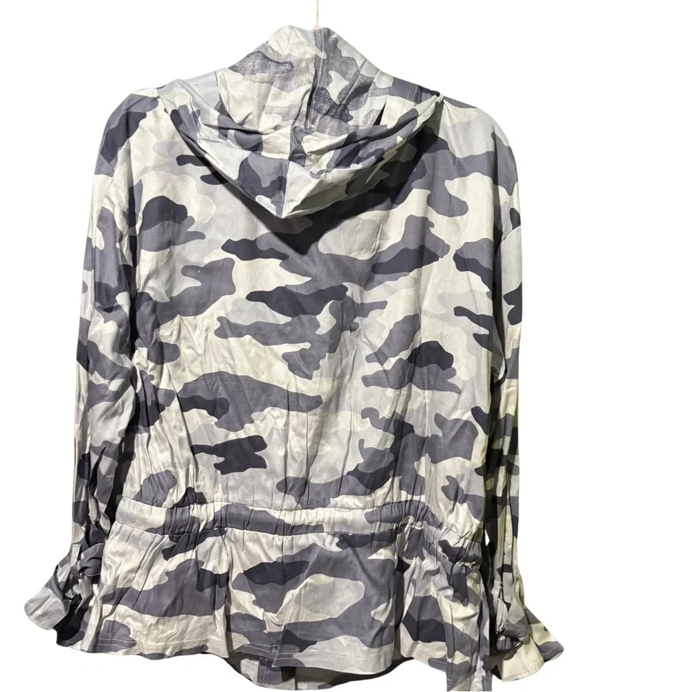 Cupio Hooded Utility Jacket Gray and Black Urban Camo - Picture 6 of 7